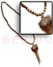 Coco Necklace 30mm Round Brownlip W/ Feather Accent In 2-3mm Coco Pklt.
